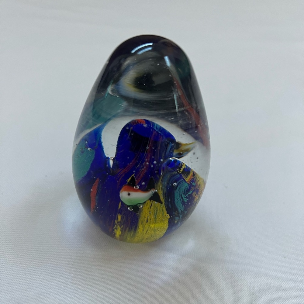 Aquarium Paperweight Fish Multi Color Coral Reef Tear Drop Shape Unbranded Glass